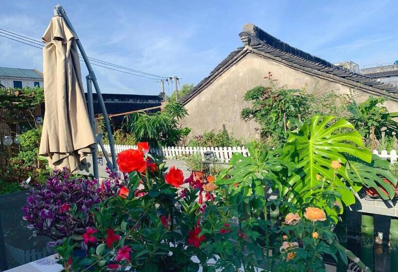 Семейное Студио, Suzhou Jade Snow Lodge