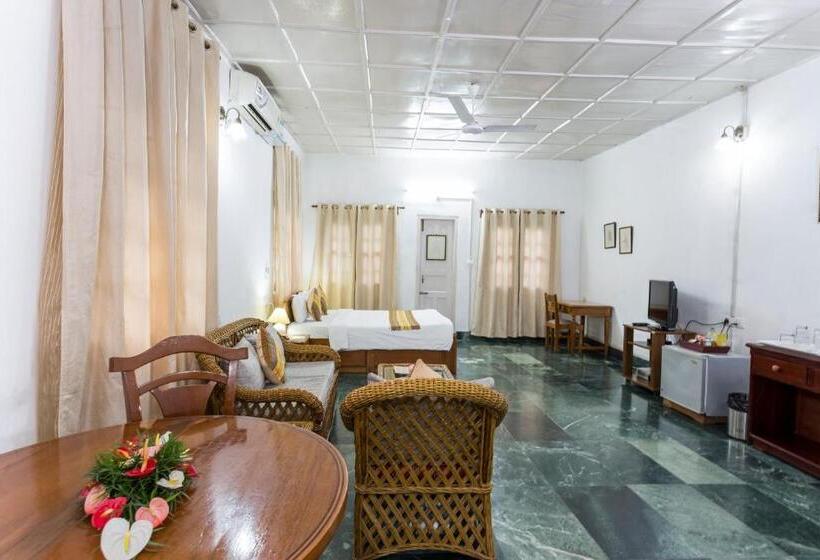 Номер Deluxe, Zone Niathu Dimapur By The Park