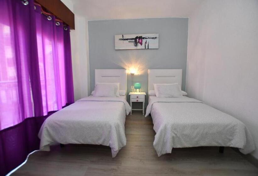 スタンダードルーム, Hostal Hb Torrevieja