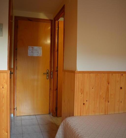 Номер Стандарт, Hostal La Neu
