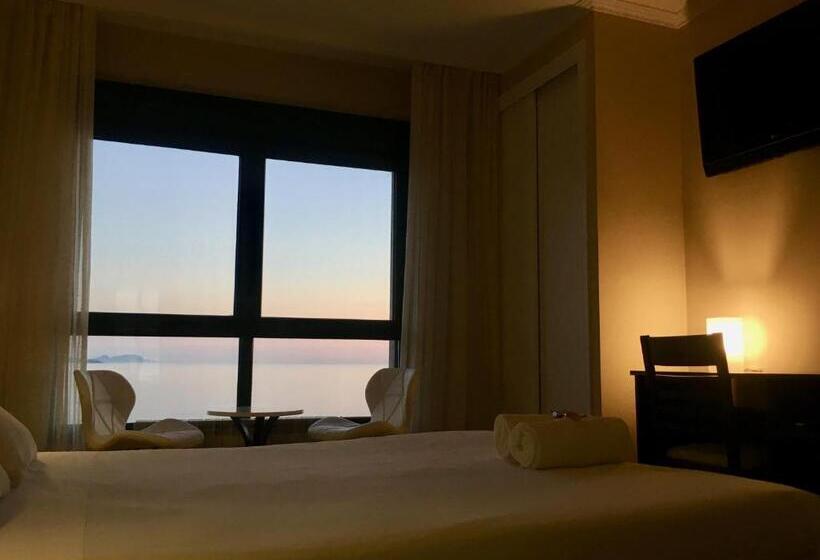 オーシャンビューデラックスルーム, Hostal Casa Aurita Adults Only