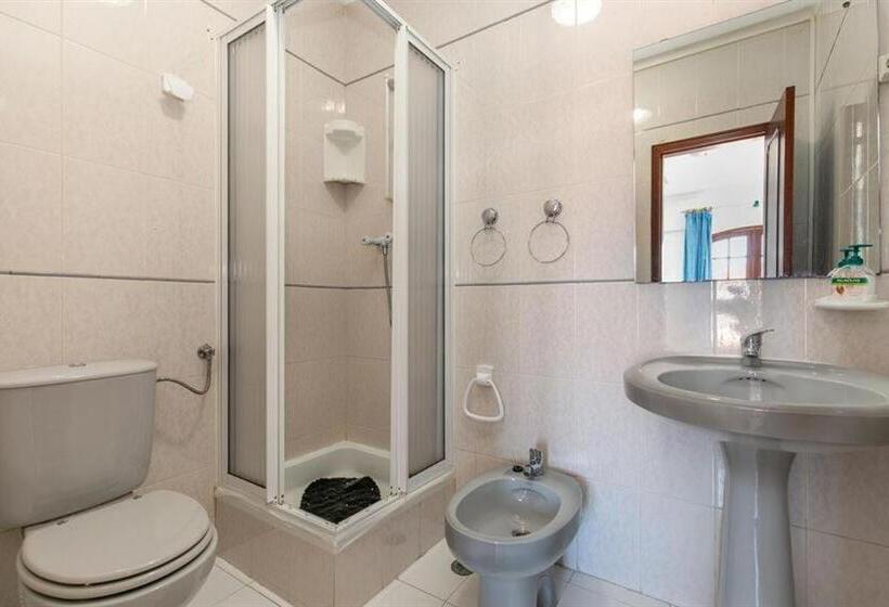 Дом 3 Спальни, Roulito S Guest House
