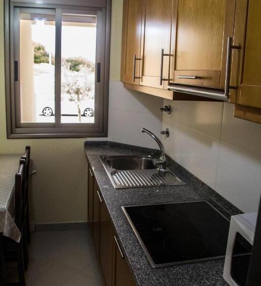 标准工作室带阳台, Apartamentos Vista Mar