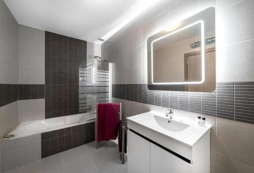 اتاق استاندارد با بالکن و چشم‌انداز دریا, Castelo Guest House