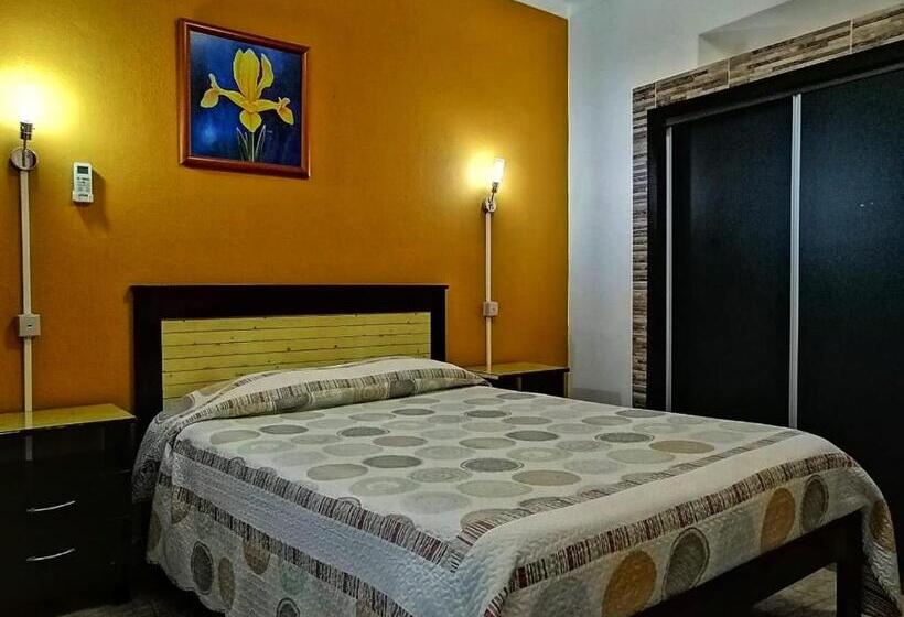 اتاق استاندارد یک نفره, Hostel Boutique Marisol