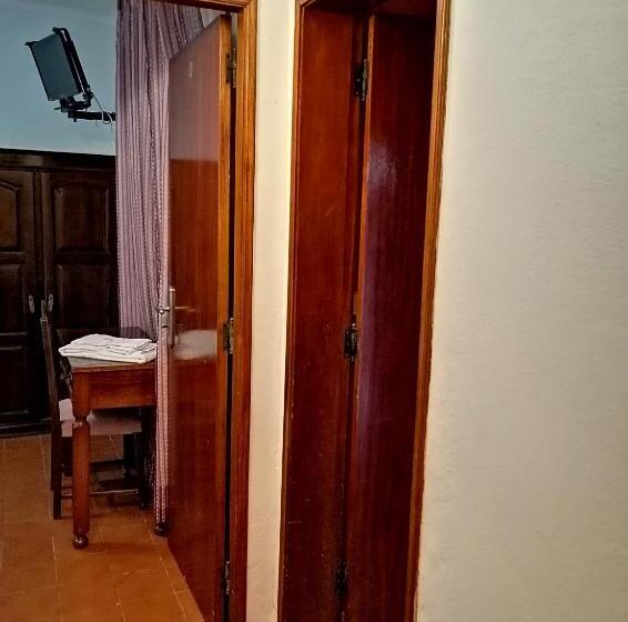 استودیو خانوادگی, Hostel Boutique Marisol