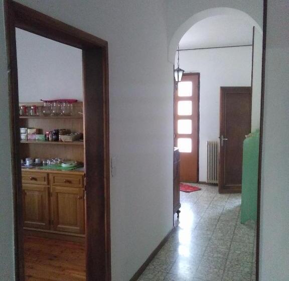 اتاق استاندارد, Ristoro 25 Aprile