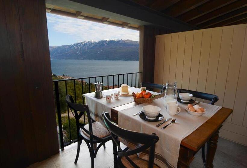 آپارتمان 2 خوابه با تراس, Cascina Varini
