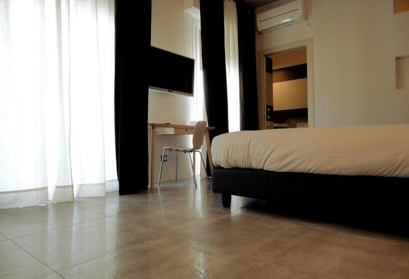 Трехместный Президентский, The Flat 233