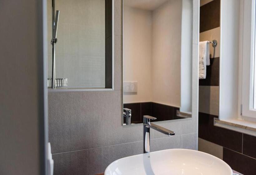 سوئیت با بالکن, Locanda La Cross   Adults Only
