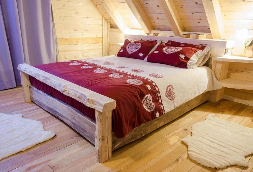 Апартаменты 2 Спальни, Dolomiti Village