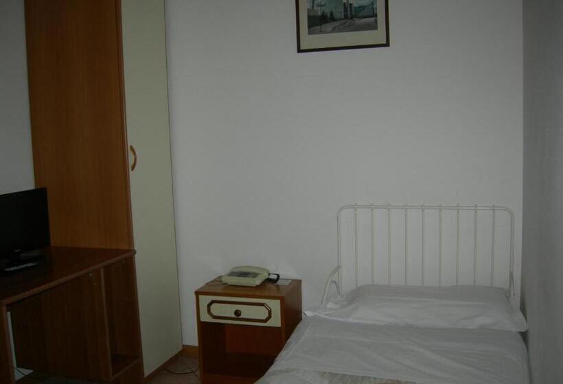 Номер Стандарт Индивидуальный, Agriturismo Villa Serena