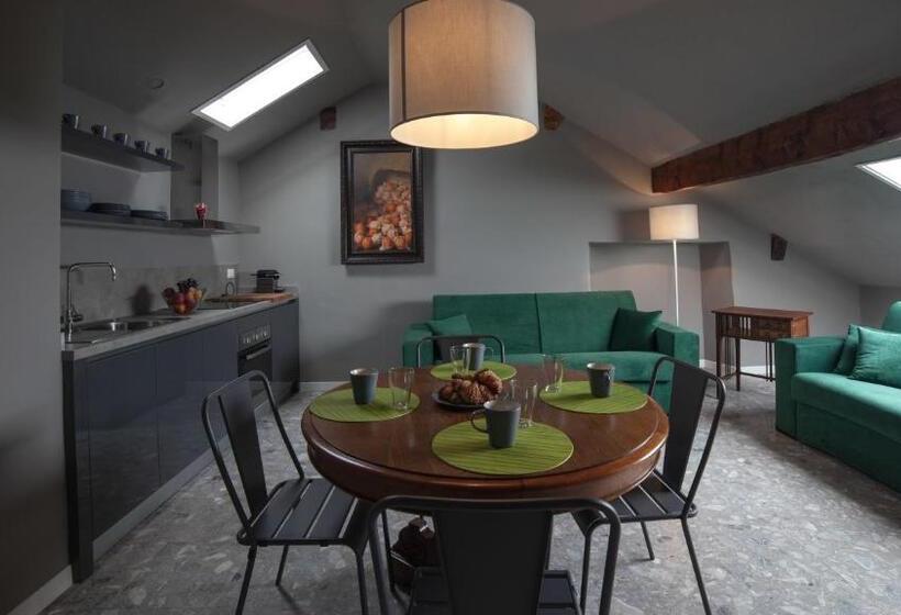 Апартаменты Пентхаус 1 Спальня, Venegoni Maison De Charme