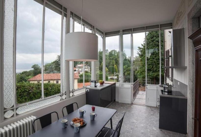 Апартаменты 1 Спальня с Террасой, Venegoni Maison De Charme