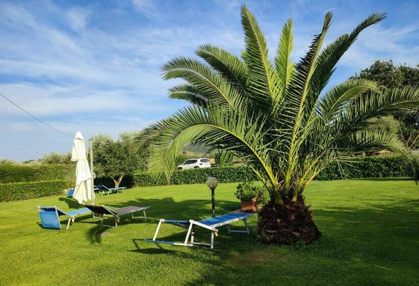 Апартаменты 3 Спальни, Agriturismo Ristorante Monte Argentario