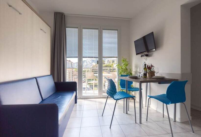 آپارتمان 1 خوابه با چشم‌انداز جانبی دریا, Residence San Valentino