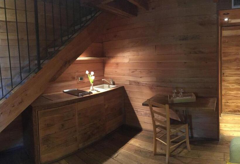Студия Стандарт, Agriturismo Cascina Rosengana