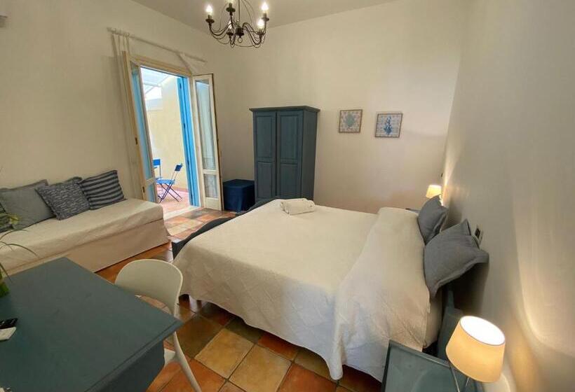 اتاق استاندارد سه نفره, Catarin Comfort Rooms
