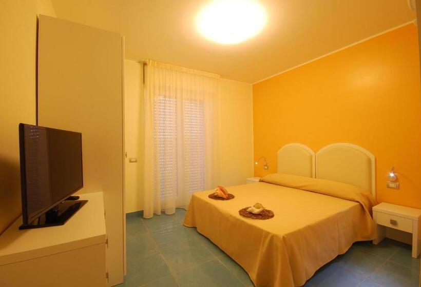 آپارتمان 2 خوابه با تراس, Residence Abruzzo Resort