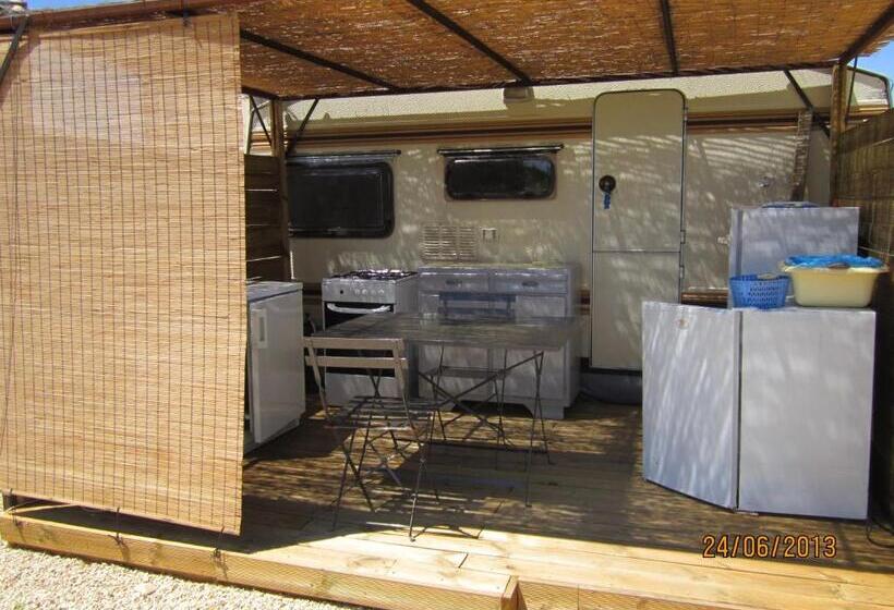 スタンダードバンガロー, La Grange De Campaulise   Camping à La Ferme   Hébergements   Mont Ventoux