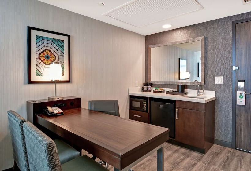 סוויטה, Embassy Suites By Hilton Plainfield Indianapolis Airport