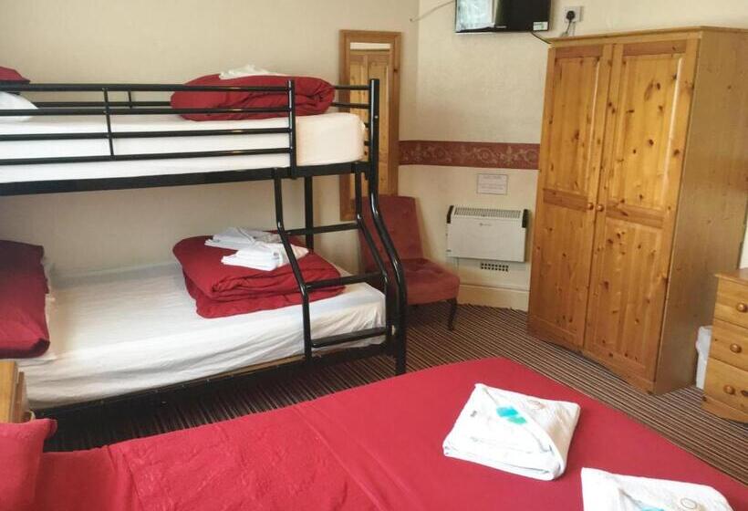 Семейный Номер, Chester Lodge