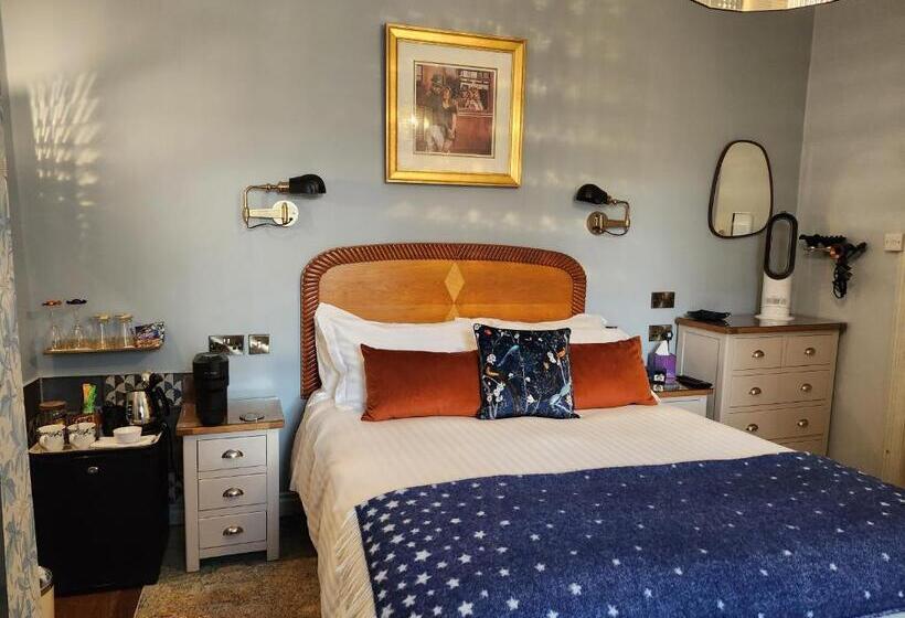 Классический Номер, The Broadwater Guest House