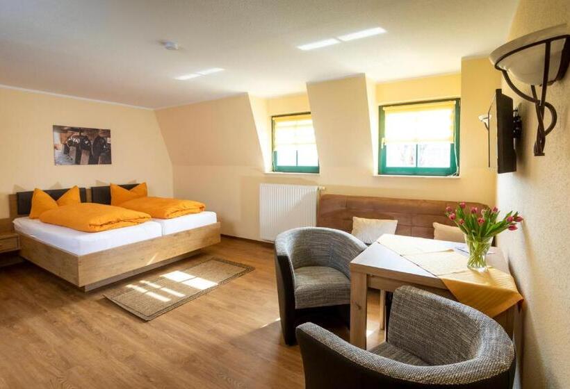 Номер Стандарт Трехместный, Pension Kräutermühlenhof Burg