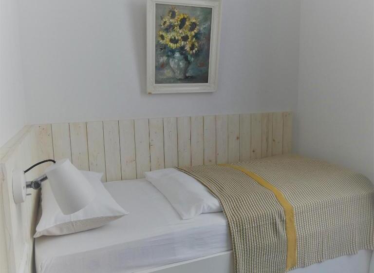 스탠다드 싱글 룸, Villa Westend