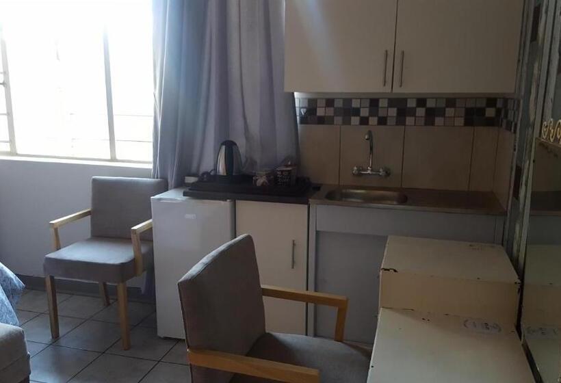 اتاق لوکس, Pretoria Inn