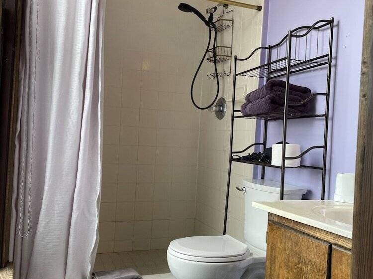Люкс 2 Спальни, Grand Gables Inn Bed & Breakfast