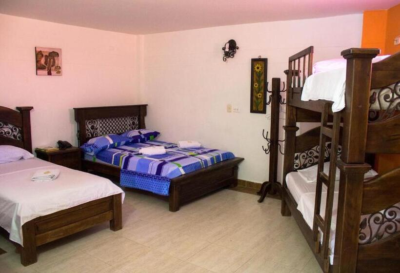 اتاق لوکس خانوادگی, Posada El Abuelo