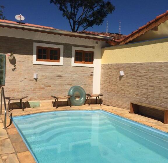 스위트, Villa Cottage Pousada