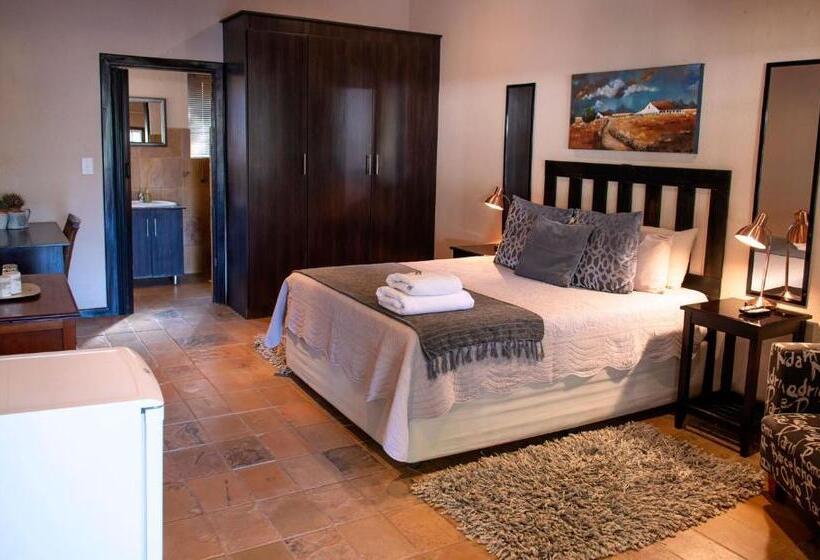 스탠다드 룸, Four Seasons Guesthouses