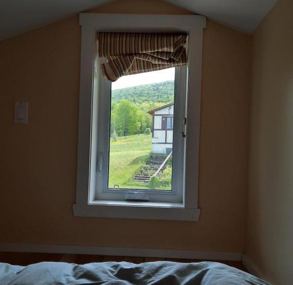 Номер Стандарт, Auberge Schweizer