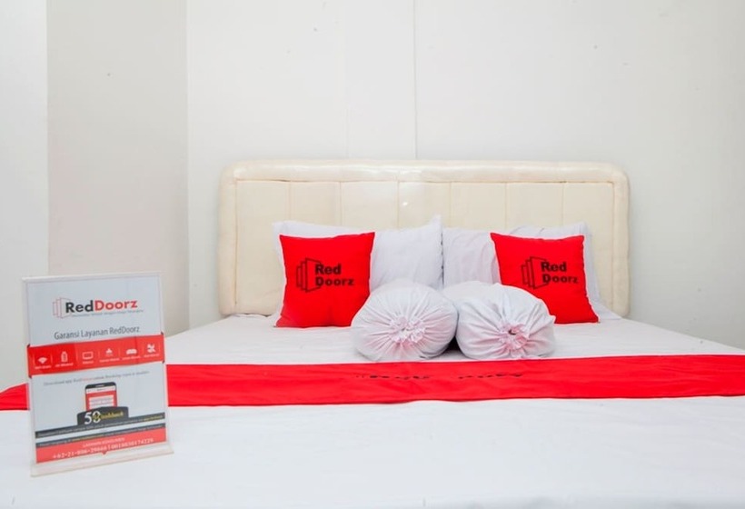 Номер Стандарт, Reddoorz Near Telkom Corporate University