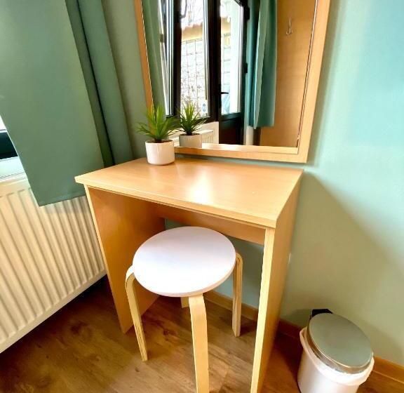 اتاق استاندارد, Cristi S Rooms   Pensiune