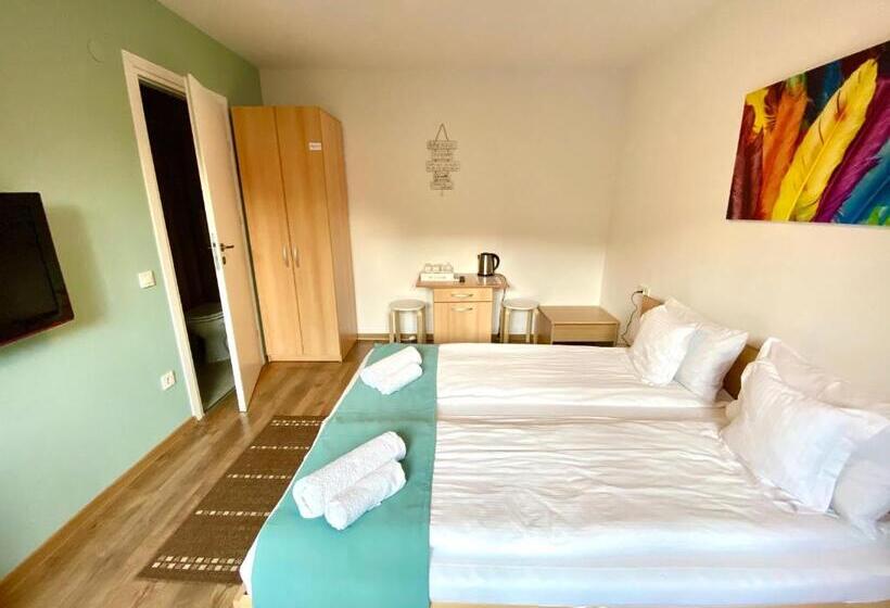 اتاق استاندارد, Cristi S Rooms   Pensiune