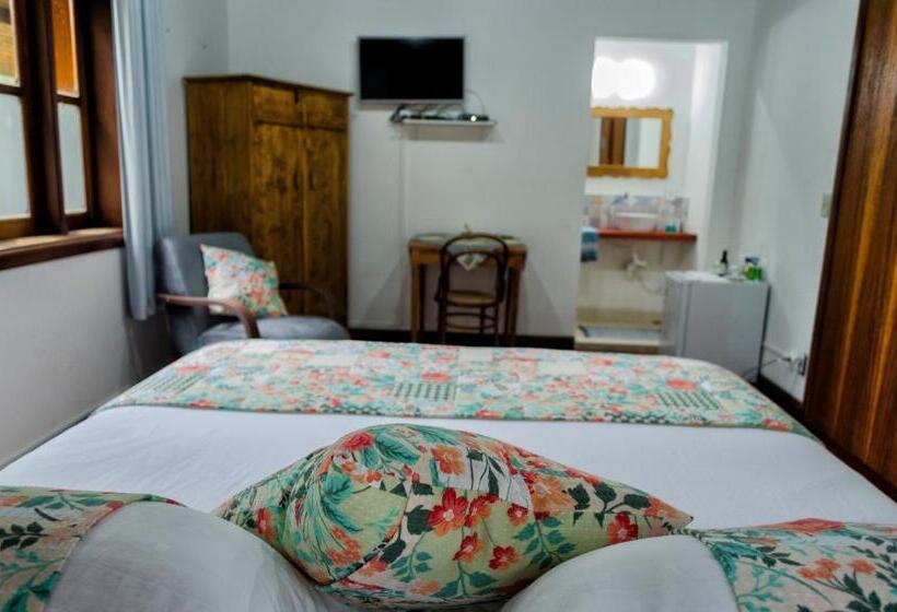디럭스 룸, Pousada Casa Da Colina