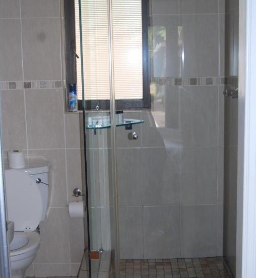 Quarto Deluxe, De Charmoy Riverside