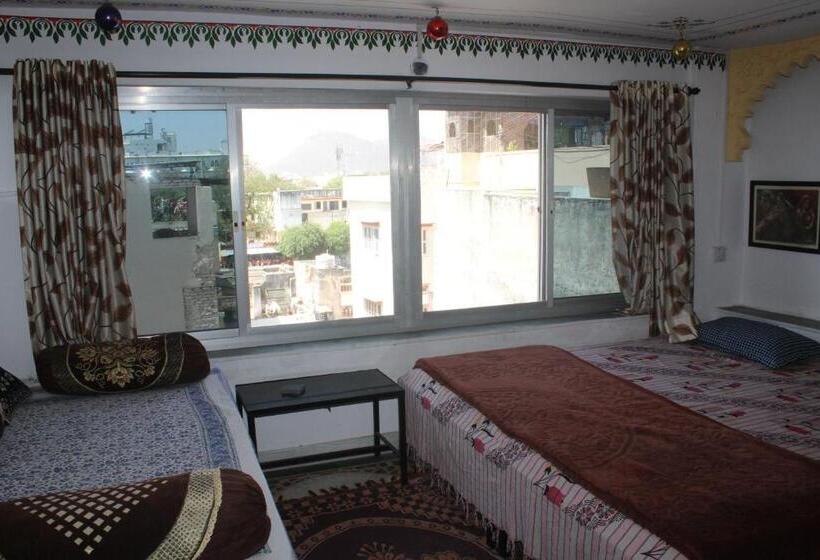 Quarto Estandar Vista Lago, Nukkad Guest House