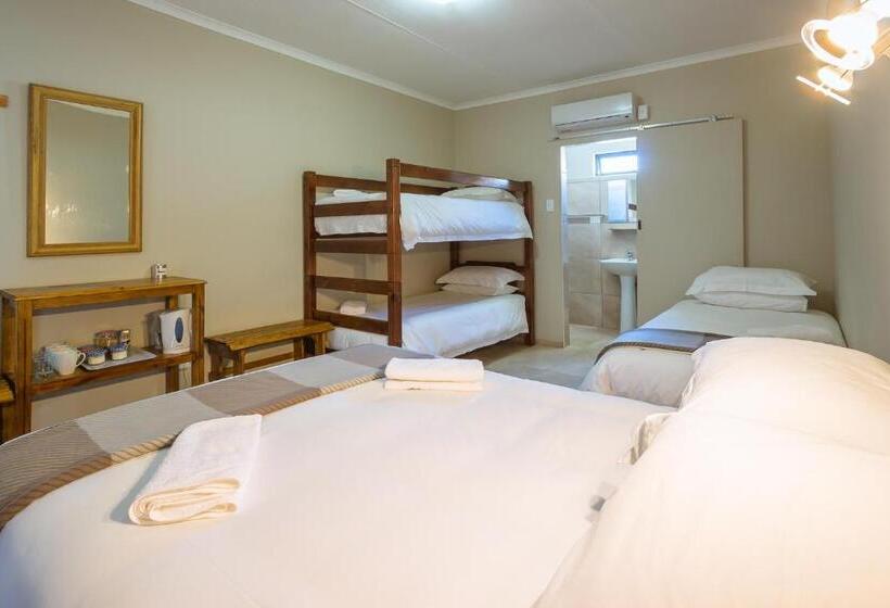 Четырехместный Номер Стандарт, Hazeldene Accommodation