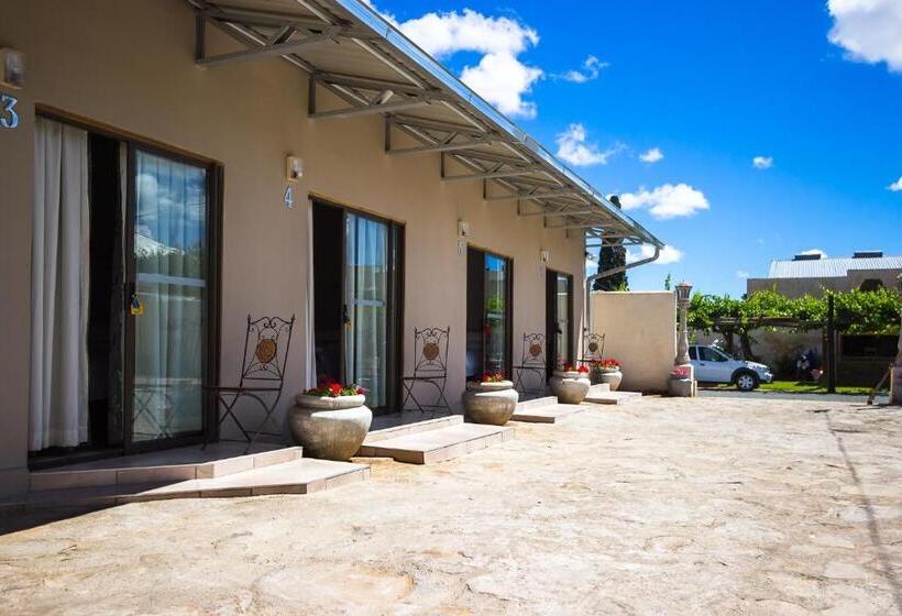 Четырехместный Номер Стандарт, Hazeldene Accommodation