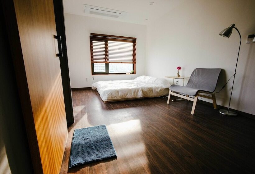 스탠다드 발코니 룸, Morning Dew Guesthouse