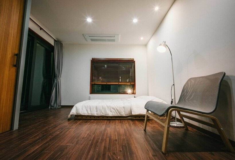 스탠다드 발코니 룸, Morning Dew Guesthouse