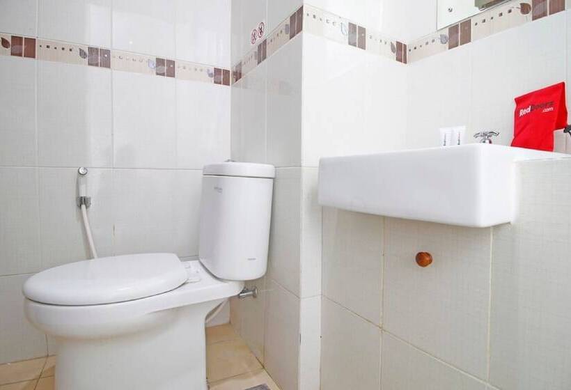 Номер Economy, Reddoorz @ Turangga Sari