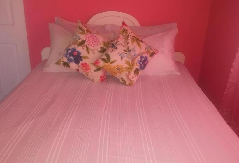 اتاق استاندارد, G&r Guesthouse