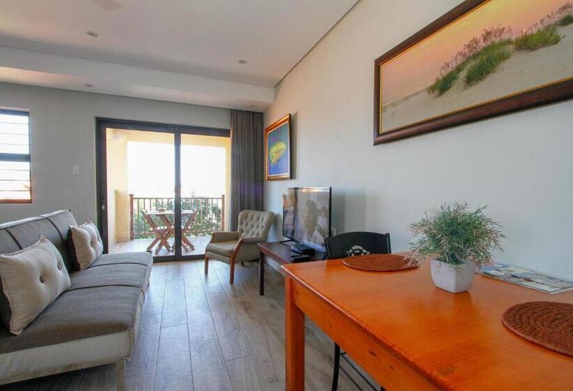 جناح, Casa Ridge Selfcatering