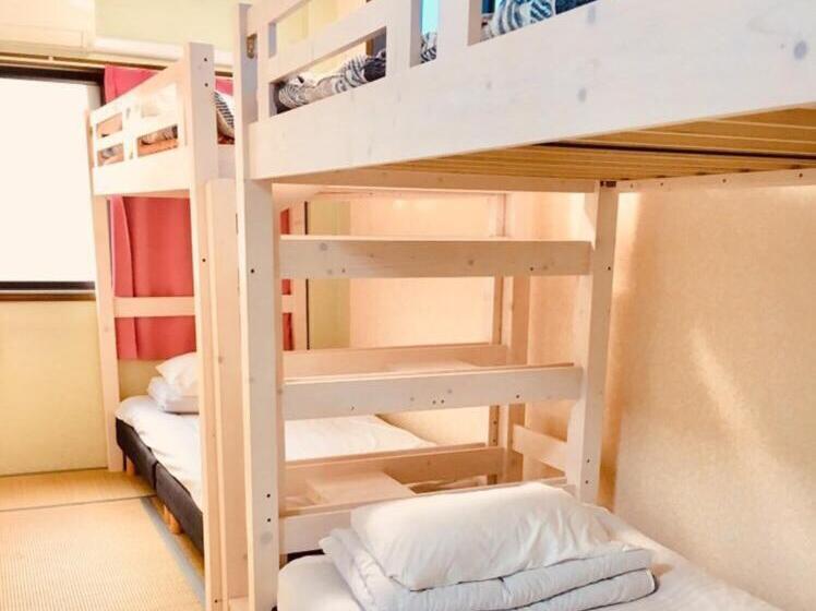 Семейный Номер, Guest House Izumi