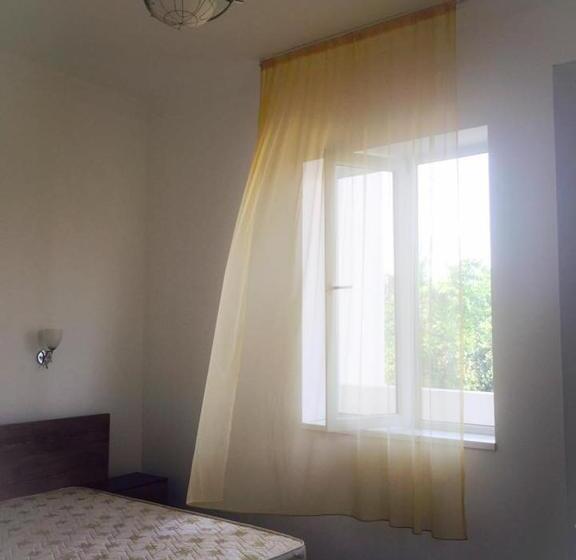 آپارتمان 2 خوابه, Bsg Rustaveli 184